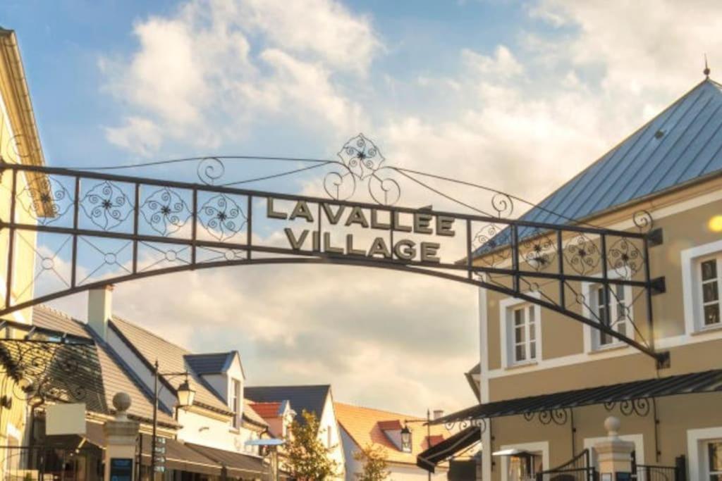 A Deux Pas De La Magie - Ideal Disneyland & Paris Бюссі-Сен-Жорж Екстер'єр фото